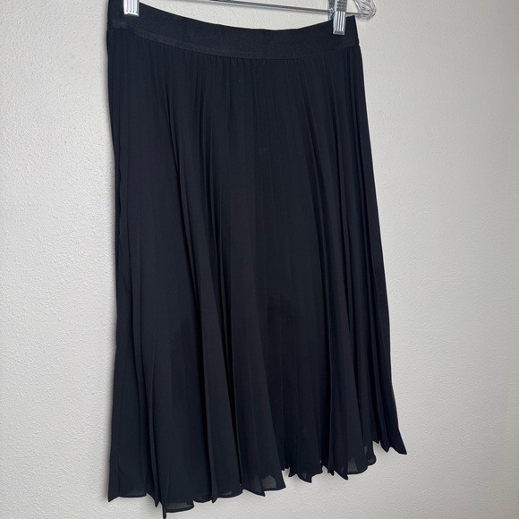 Express Black A-Line Skirt Pleated midi mid length casual or dressy skirt - Picture 1 of 5